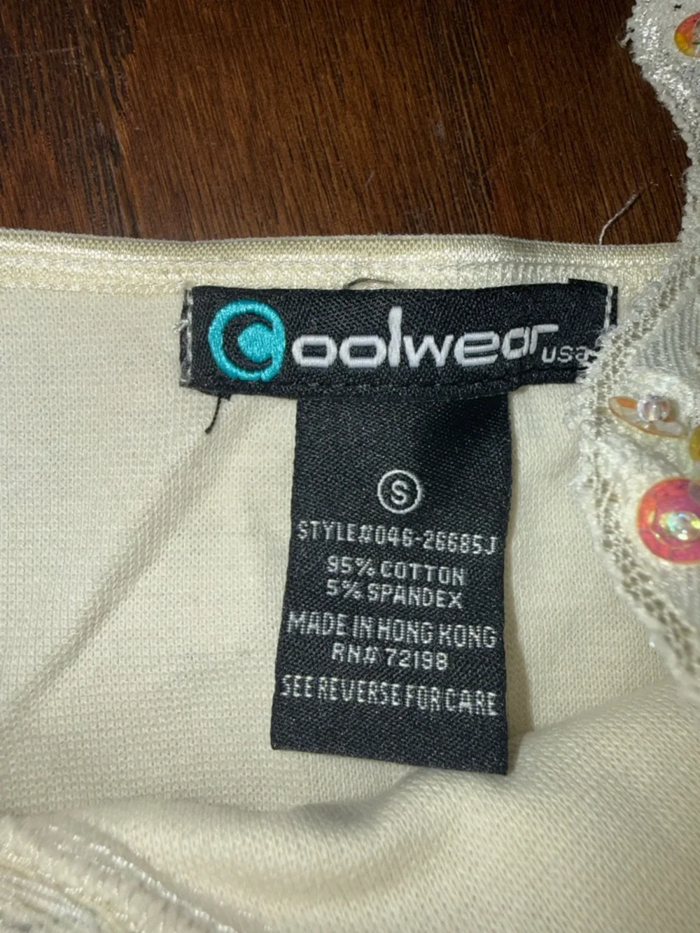 Delicate Cream Lace-Trim Camisole with Floral Accents - Picture 5 of 8